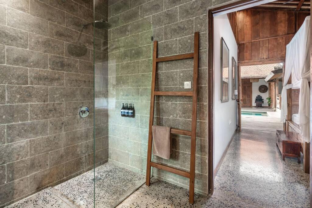 The Padang Villa Jungle Escape 5 Mins Drive From Uluwatu'S Beaches 울루와뚜 외부 사진