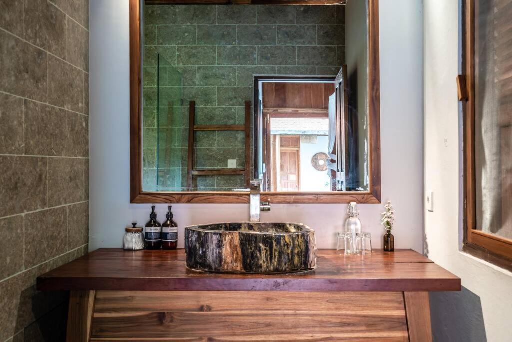 The Padang Villa Jungle Escape 5 Mins Drive From Uluwatu'S Beaches 울루와뚜 외부 사진