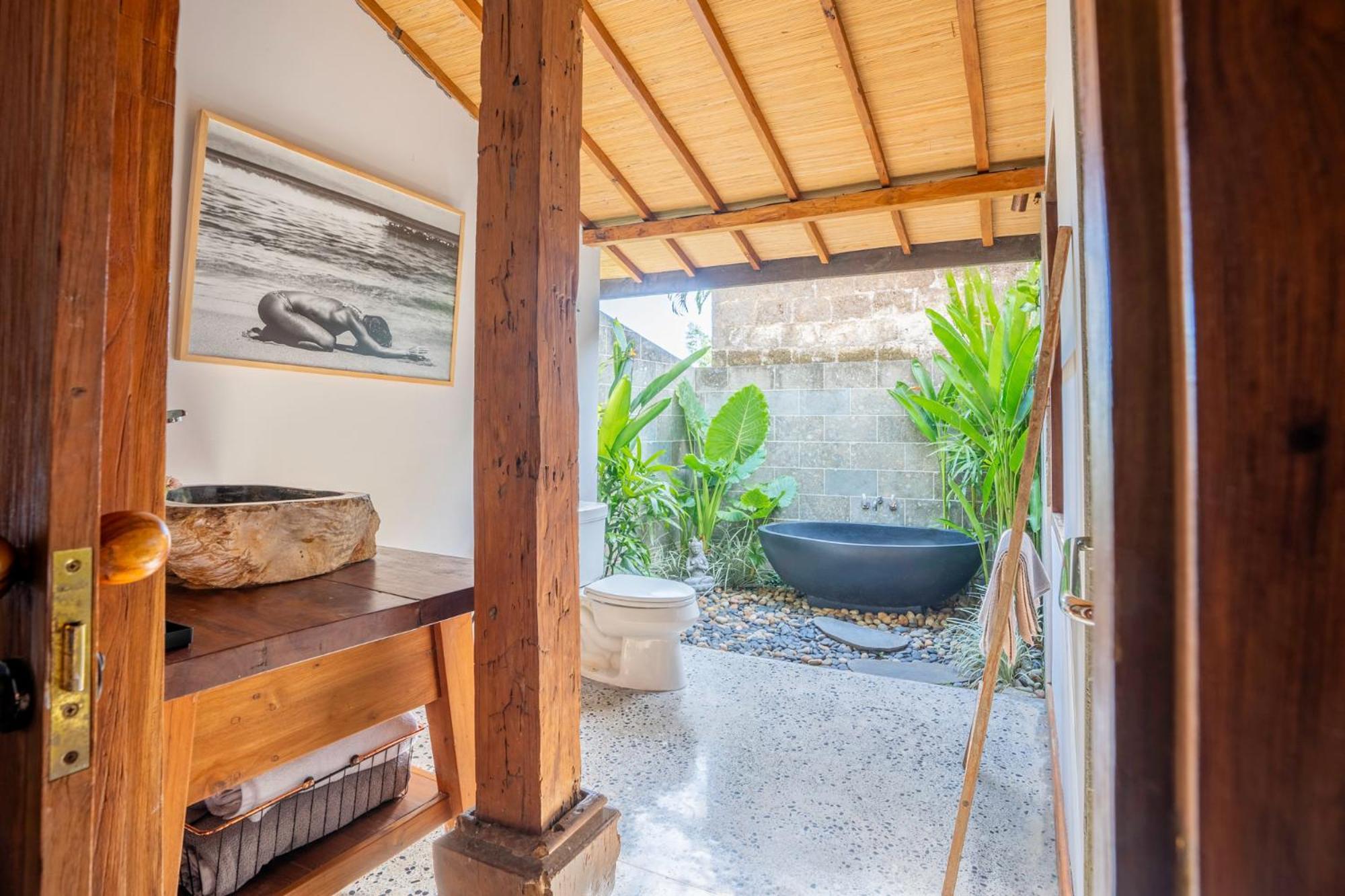 The Padang Villa Jungle Escape 5 Mins Drive From Uluwatu'S Beaches 울루와뚜 외부 사진