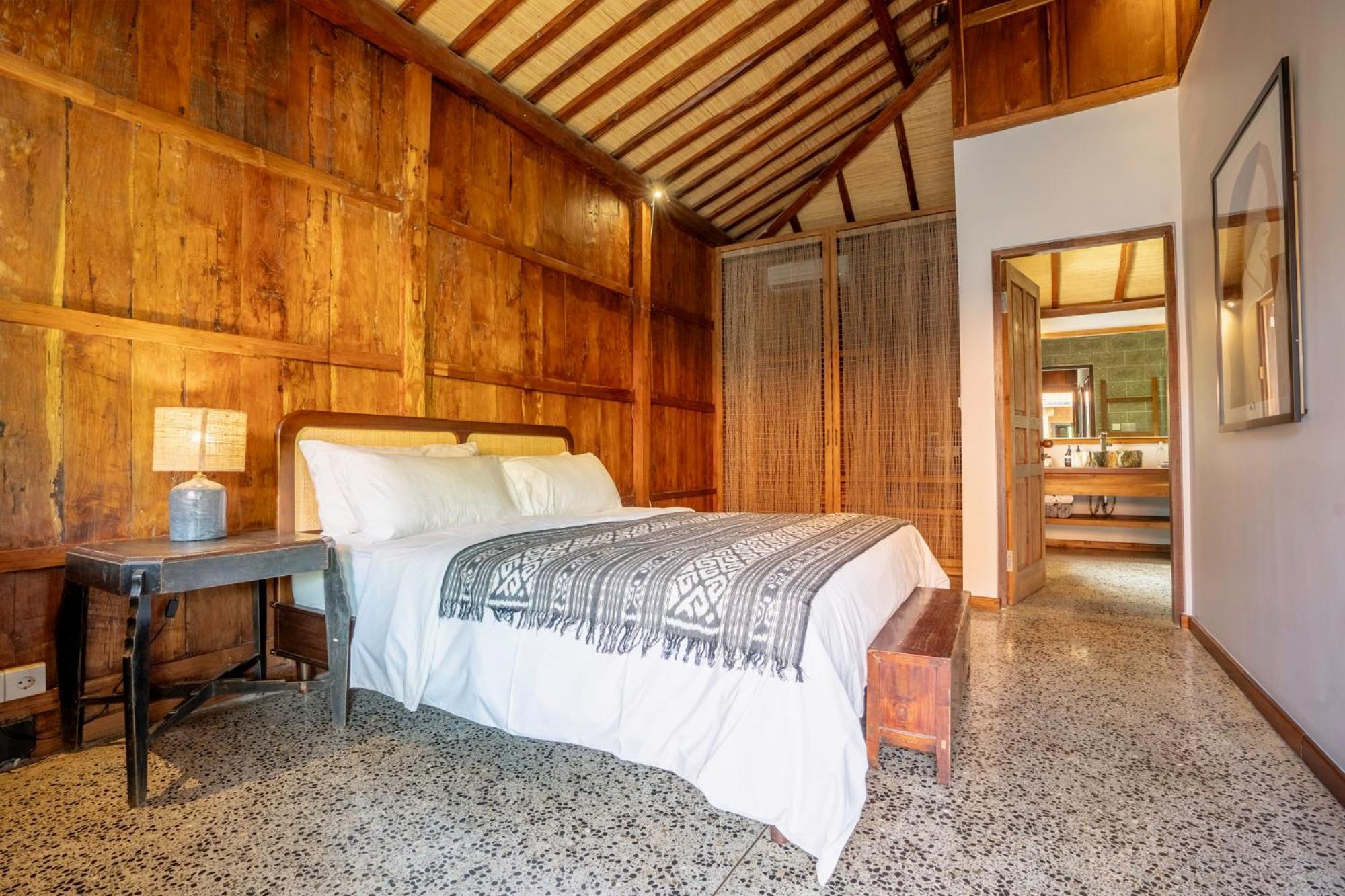 The Padang Villa Jungle Escape 5 Mins Drive From Uluwatu'S Beaches 울루와뚜 외부 사진